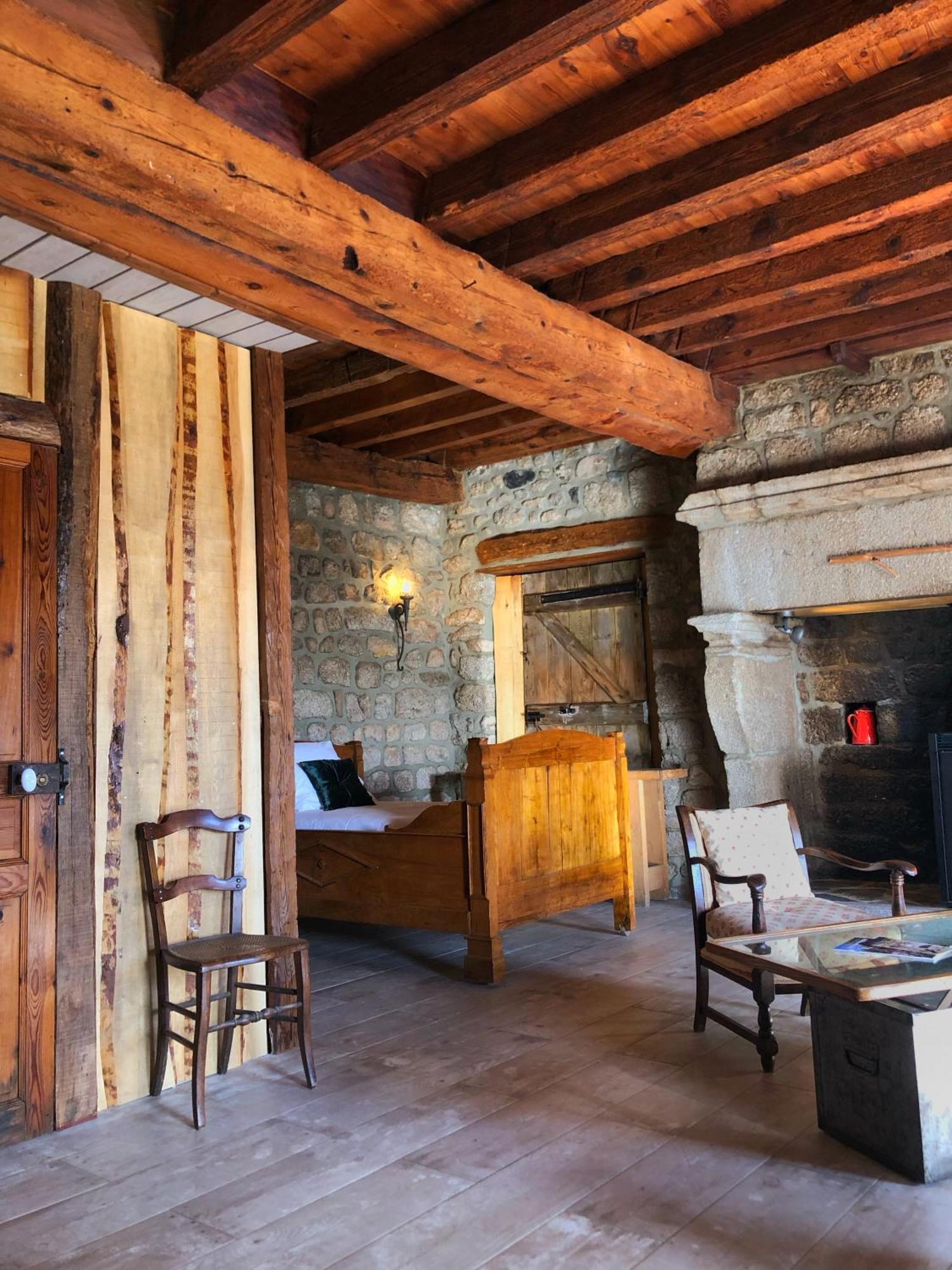 Le Petit Chateau Du Villard Le Malzieu-Forain Экстерьер фото